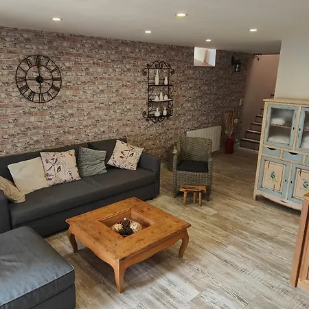 Grande Maison De Village Entierement Renovee Ispagnac