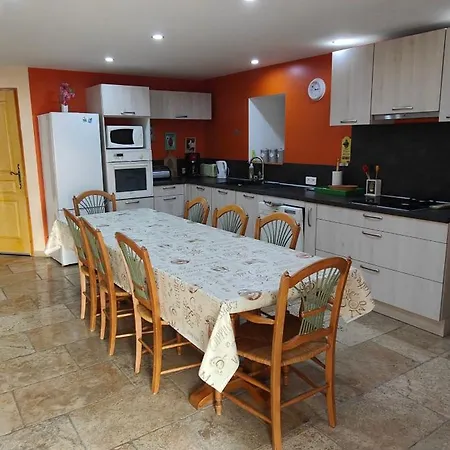 Grande Maison De Village Entierement Renovee 펜션